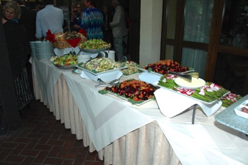 079-Dinner's ready!.jpg 079-Dinner's ready!.jpg